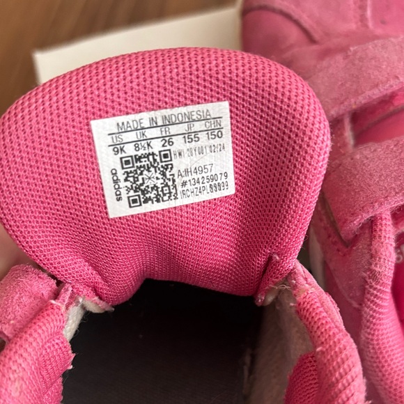 Adidas Toddler Girl Pink Sneakers with White Stripes - Picture 7 of 7